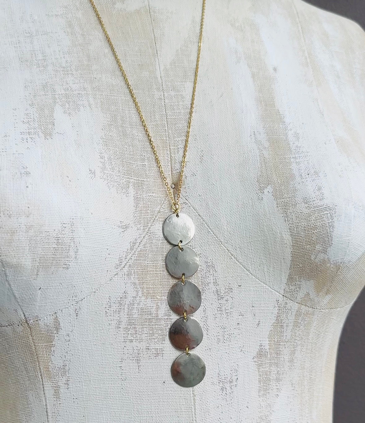 SILVER STACKED MOONS NECKLACE