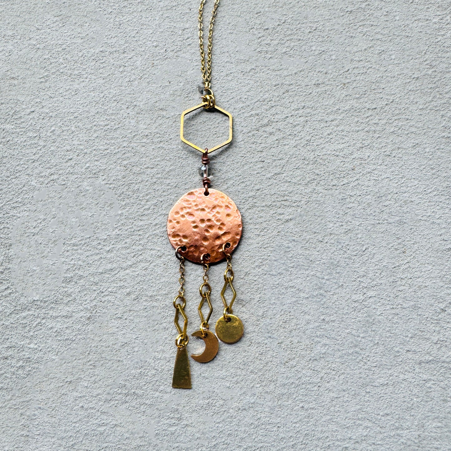 COPPER CIRCLE CHARM NECKLACE - end of season sale