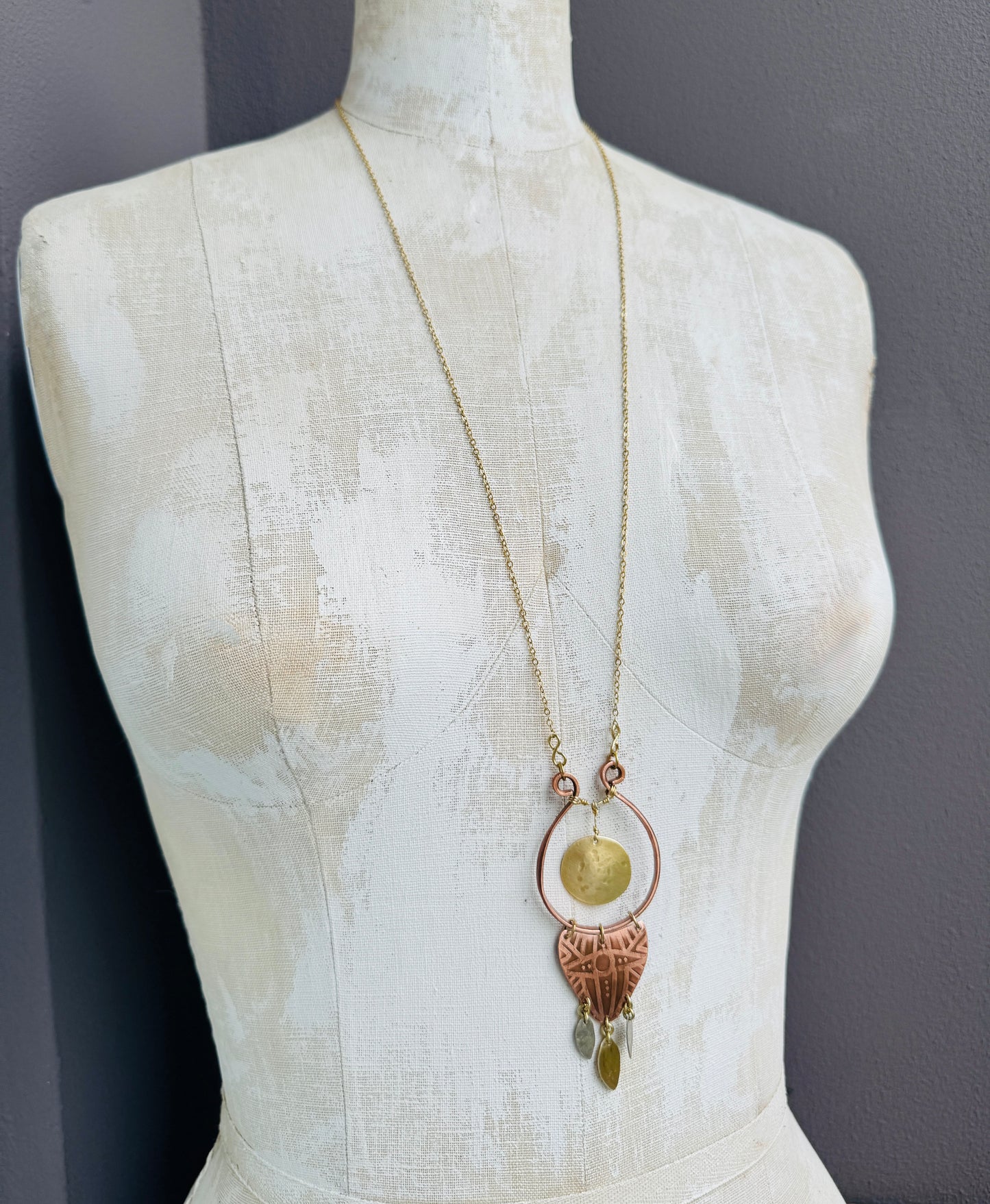 ETCHED COPPER MIXED METAL NECKLACE