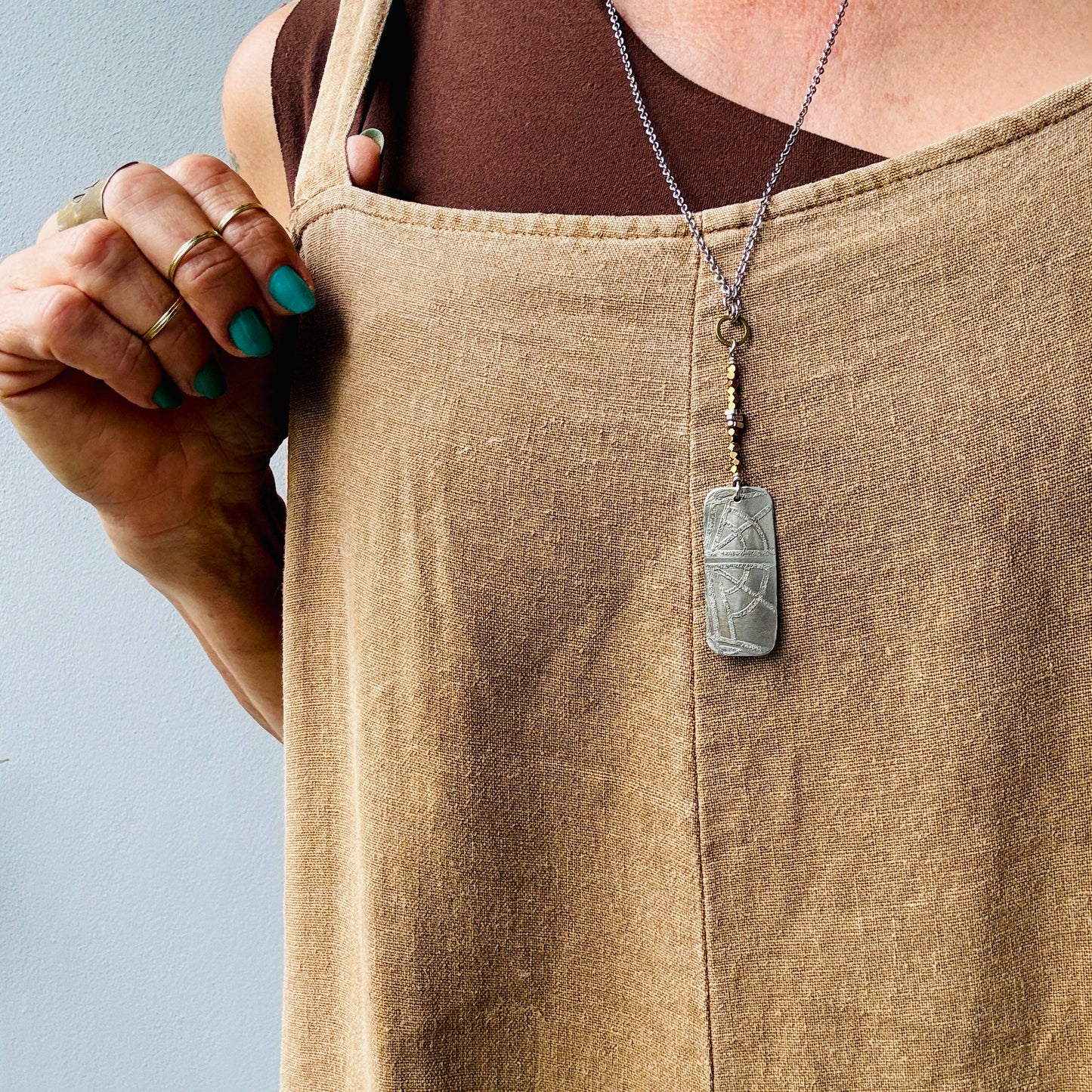 ETCHED SILVER Y NECKLACE - end of season sale