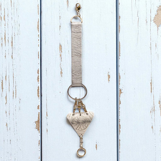 SILVER ETCHED TRIANGLE BRACELET - end of season sale