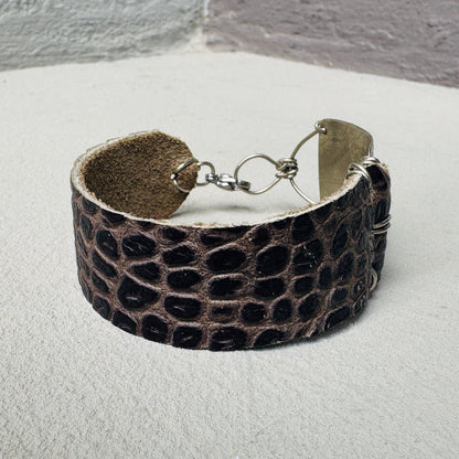 ETCHED SUN AND MOON METAL + LEATHER BRACELET - end of season sale
