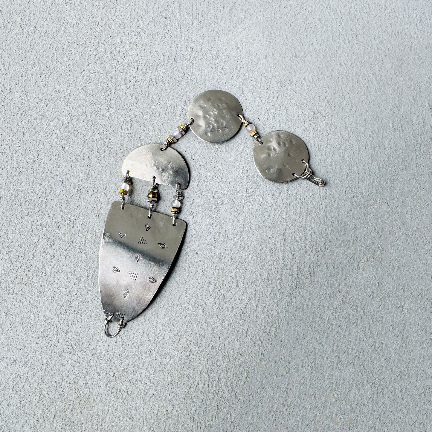 SILVER GEOMETRIC STAMPED BRACELET - end of season sale