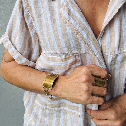 BRASS ETCHED SUN BRACELET