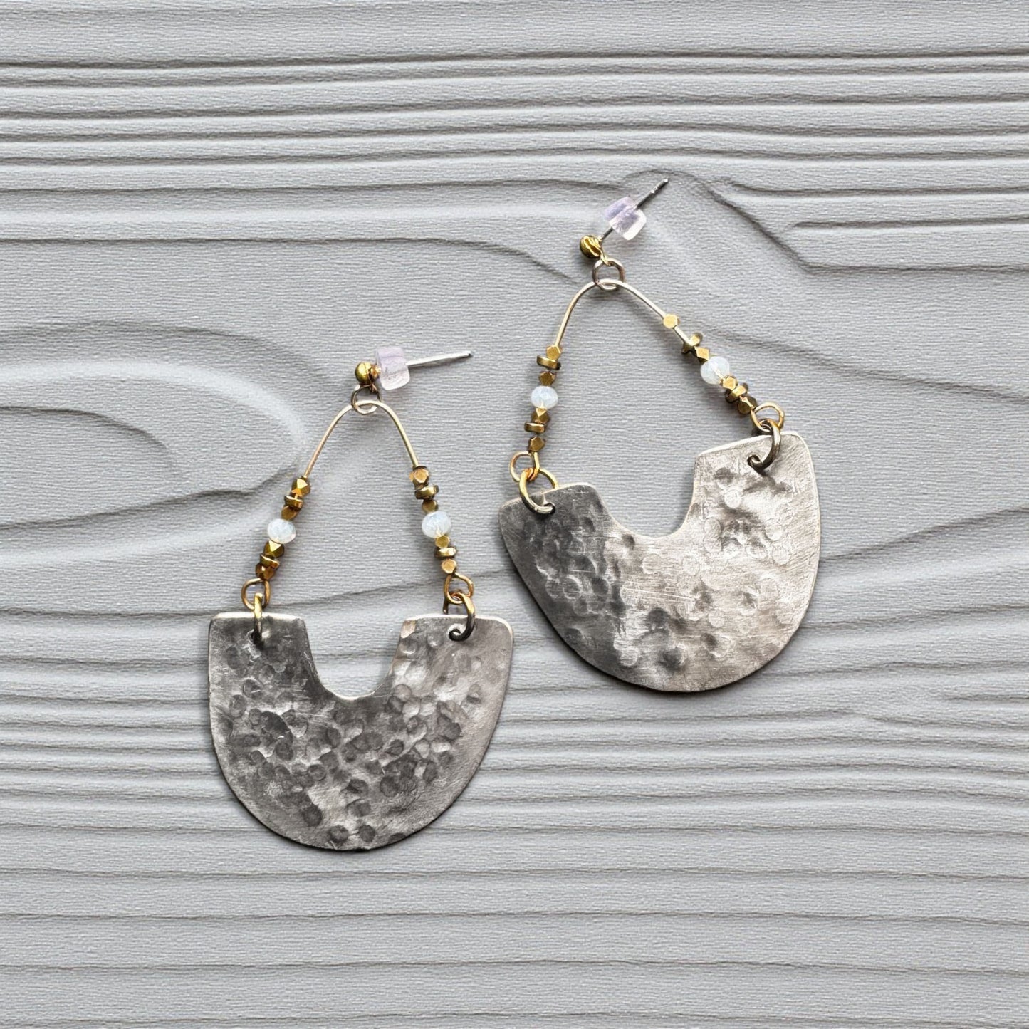 GEOMETRIC TEXTURED SILVER EARRINGS- end of season sale