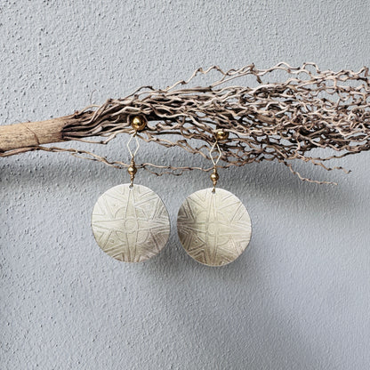 ETCHED SILVER CIRCLE EARRINGS