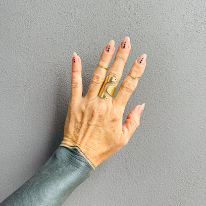 GEOMETRIC WRAP BRASS RING