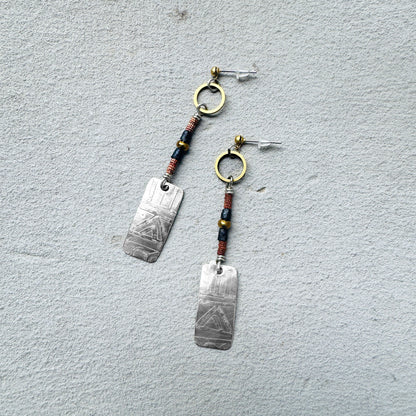 BEADED ETCHED SILVER EARRINGS - end of season sale