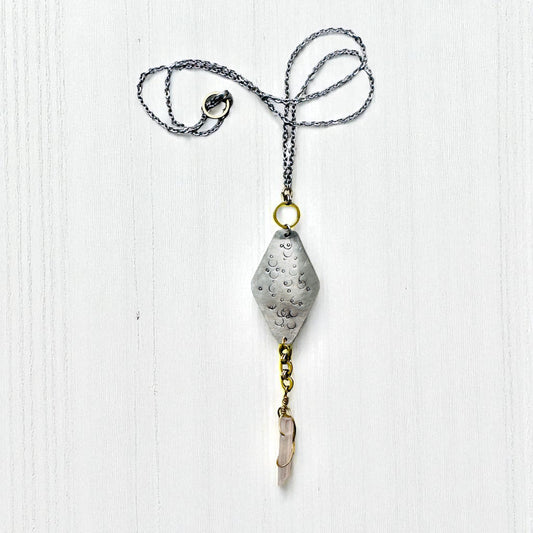 ROSE QUARTZ AND SILVER STAMPED ROMBO NECKLACE - end of season sale