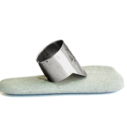 STAMPED SILVER TRIANGLE RING