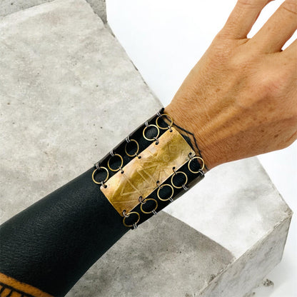 TRIBAL ETCHED BRASS AND METALLIC LEATHER BRACELET